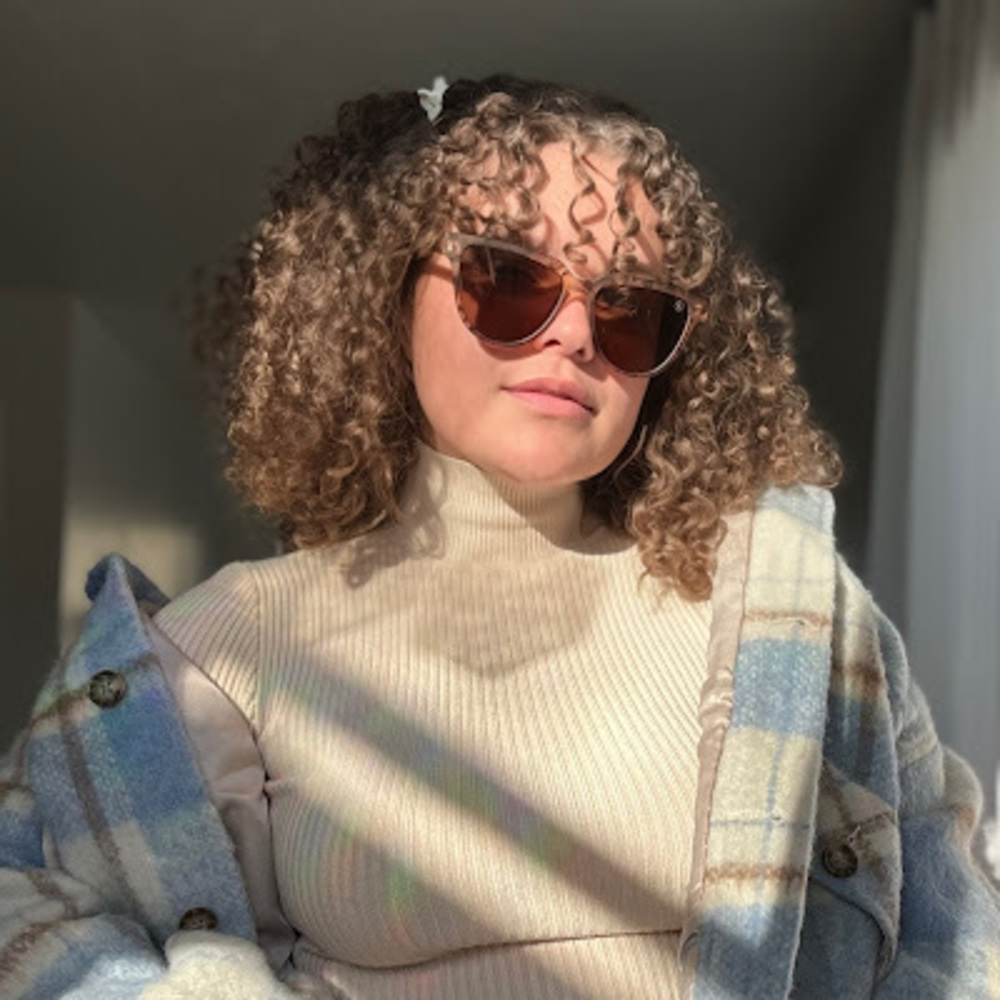 Meet your Posher, Cassie